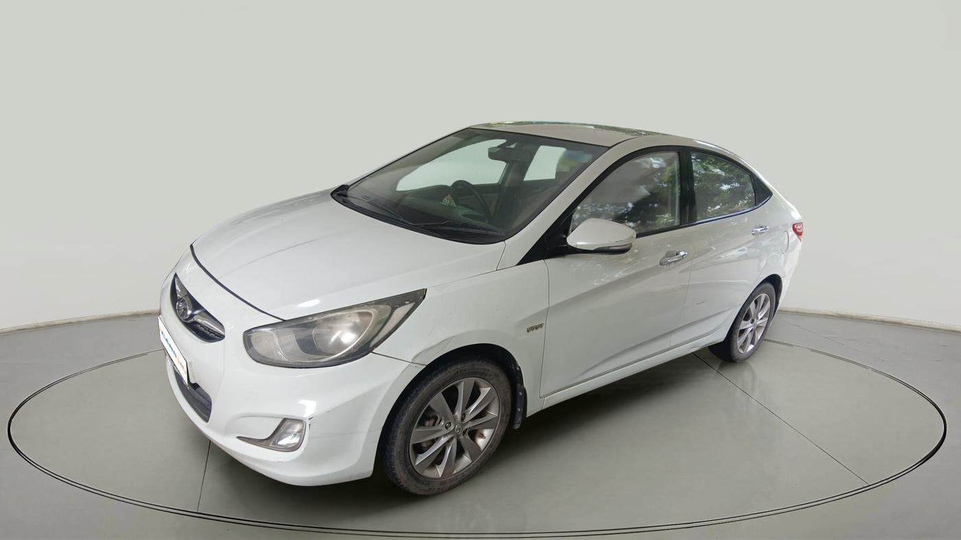 2013 Hyundai Verna FLUIDIC 1.6 VTVT SX OPT, Petrol, Manual, 83,420 km, exterior