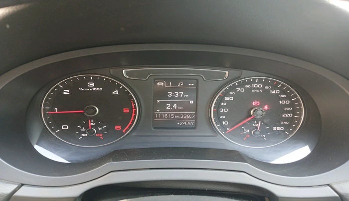 2015 Audi Q3 30 TDI MT S Edition, Diesel, Manual, 1,11,615 km, interior