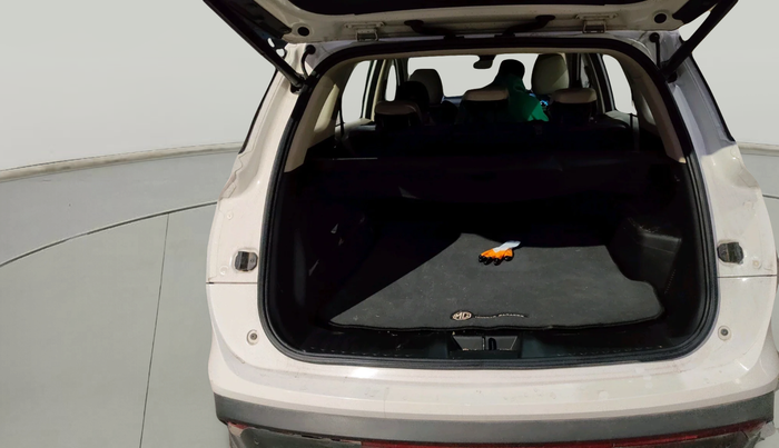 2022 MG HECTOR SHARP 2.0 DIESEL, Diesel, Manual, 1,18,224 km, exterior