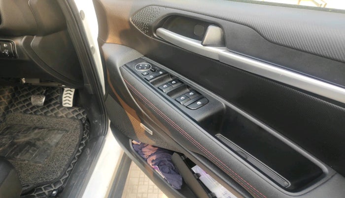 2022 KIA SONET GTX PLUS 1.0 IMT, Petrol, Manual, 16,332 km, interior