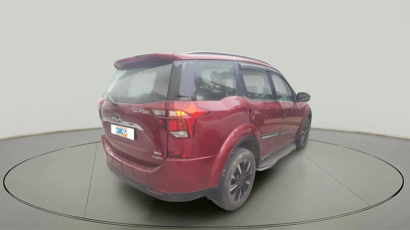 2018 Mahindra XUV500 W11 AT, Diesel, Automatic, 1,28,995 km, exterior
