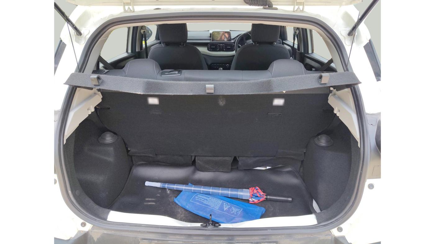 2025 Tata PUNCH Adventure Plus, Petrol, Manual, 6,137 km, exterior