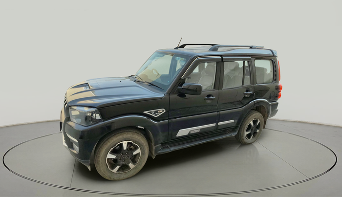 2024 Mahindra SCORPIO CLASSIC S11 MT 7S CC, Diesel, Manual, 34,102 km, exterior
