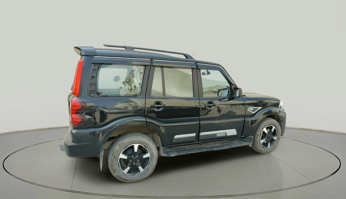 2024 Mahindra SCORPIO CLASSIC S11 MT 7S CC, Diesel, Manual, 34,102 km, exterior