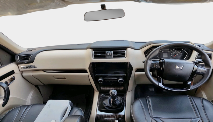 2024 Mahindra SCORPIO CLASSIC S11 MT 7S CC, Diesel, Manual, 34,102 km, interior