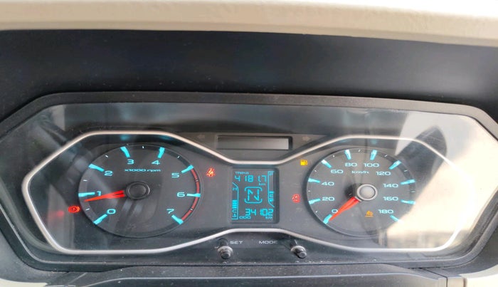 2024 Mahindra SCORPIO CLASSIC S11 MT 7S CC, Diesel, Manual, 34,102 km, interior