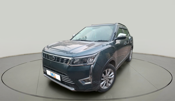2020 Mahindra XUV300 W8 1.5 DIESEL, Diesel, Manual, 1,28,000 km, exterior