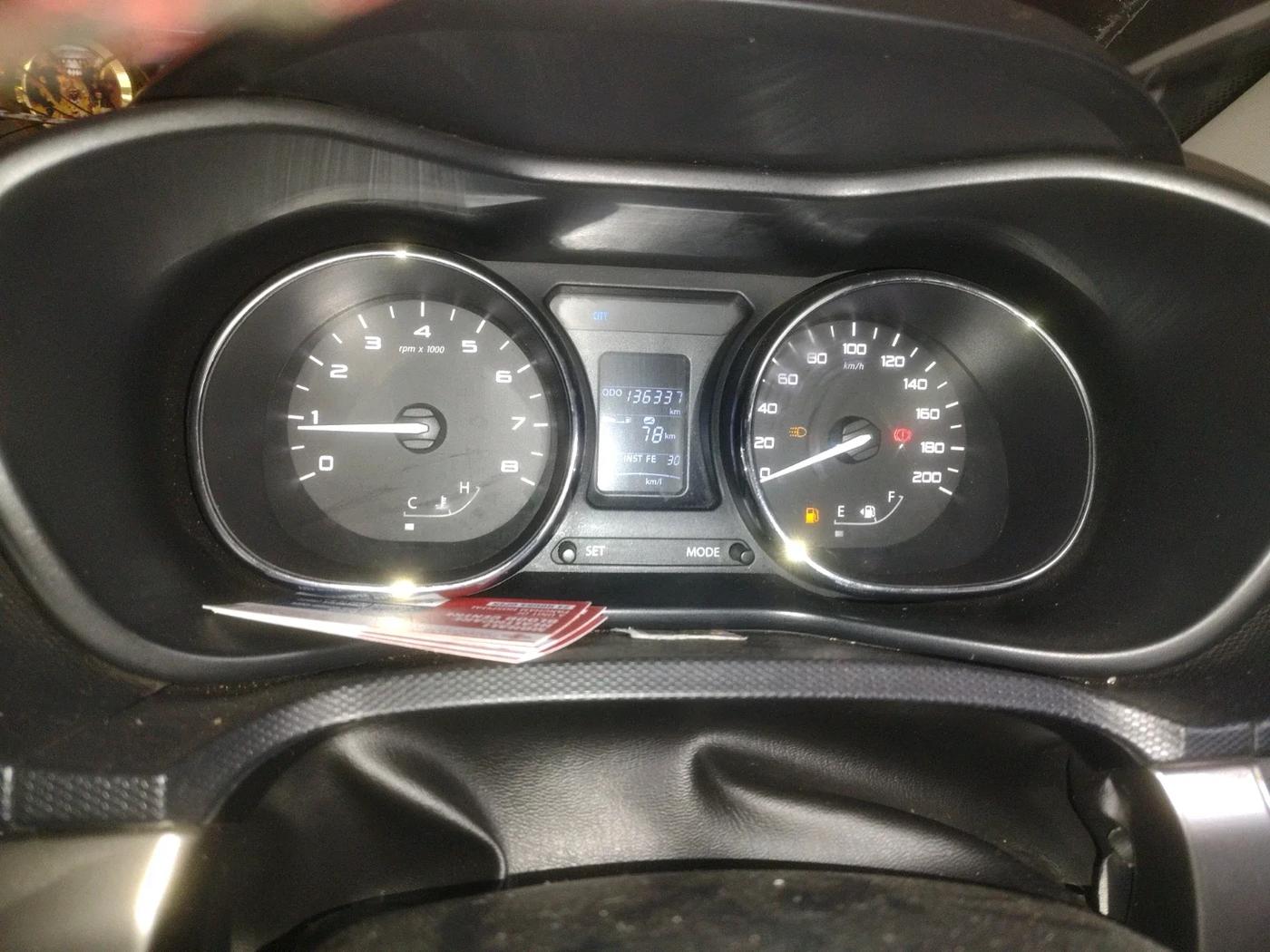 2017 Tata NEXON XZ PLUS PETROL, Petrol, Manual, 1,36,337 km, interior