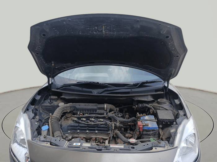 2020 Maruti Swift LXI, Petrol, Manual, 88,045 km, exterior
