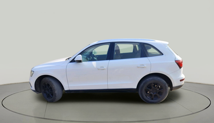 2013 Audi Q5 2.0 TDI QUATTRO, Diesel, Automatic, 1,63,871 km, exterior