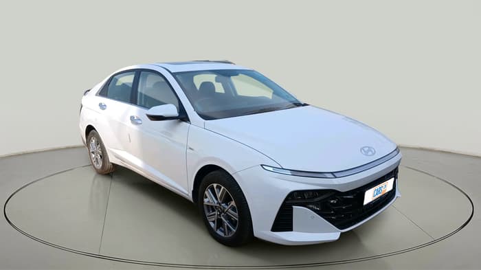2024 Hyundai Verna  SX 1.5 MPI IVT, Petrol, Automatic, 8,778 km, exterior