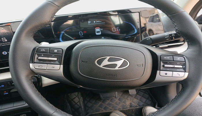 2024 Hyundai Verna  SX 1.5 MPI IVT, Petrol, Automatic, 8,778 km, interior
