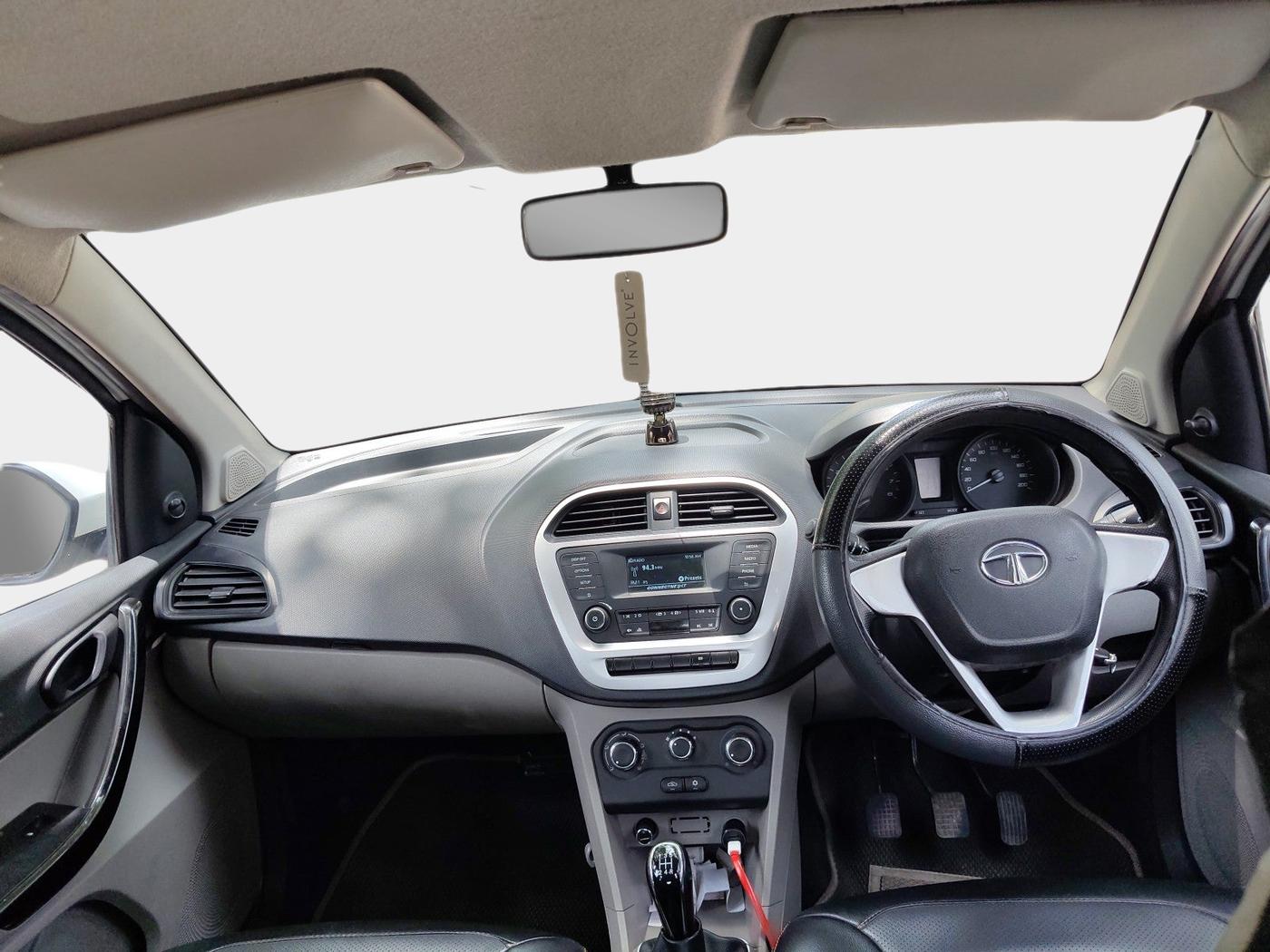 2016 Tata Tiago XT PETROL, Petrol, Manual, 76,000 km, interior