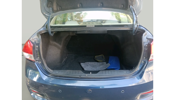 2018 Maruti Ciaz SIGMA 1.5 SHVS MT  PETROL, Petrol, Manual, 94,706 km, exterior