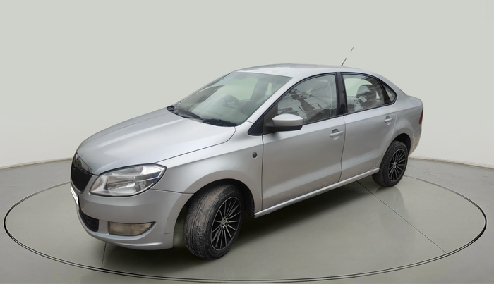 2013 Skoda Rapid AMBITION 1.6 TDI CR MT, Diesel, Manual, 2,13,968 km, exterior