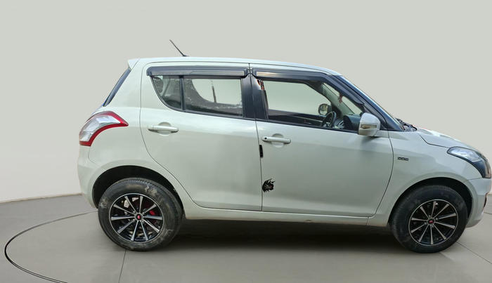 2015 Maruti Swift VDI, Diesel, Manual, 1,57,449 km, exterior