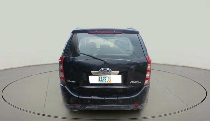 2012 Mahindra XUV500 W8, Diesel, Manual, 1,96,349 km, exterior