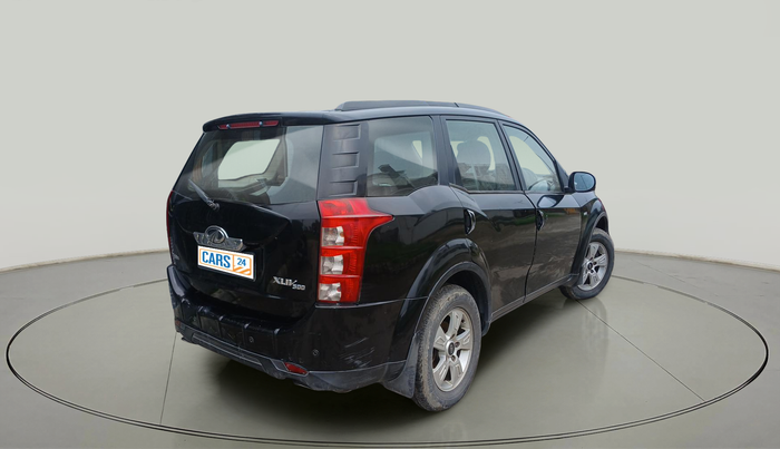 2012 Mahindra XUV500 W8, Diesel, Manual, 1,96,349 km, exterior