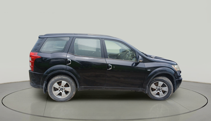 2012 Mahindra XUV500 W8, Diesel, Manual, 1,96,349 km, exterior