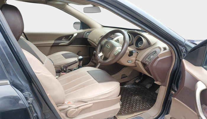 2012 Mahindra XUV500 W8, Diesel, Manual, 1,96,349 km, interior