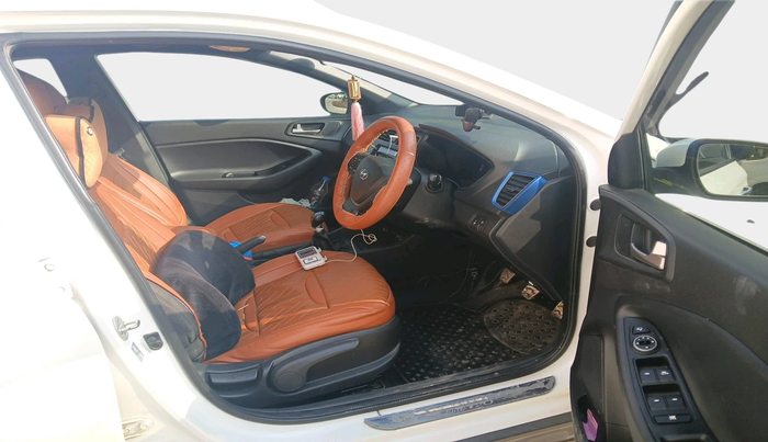 2019 Hyundai i20 Active 1.2 SX, Petrol, Manual, 27,350 km, interior