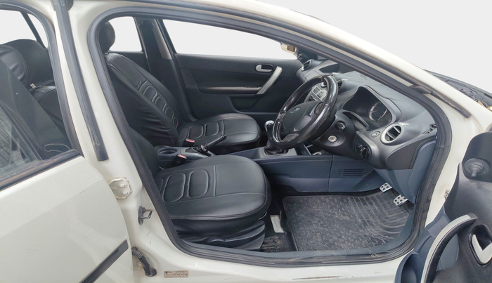 2013 Ford Classic CLXI 1.4 DIESEL, Diesel, Manual, 2,44,419 km, interior