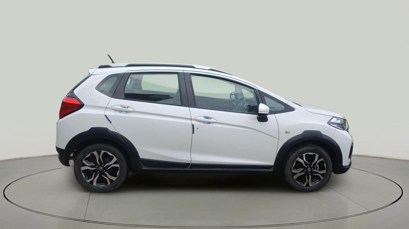 2022 Honda WR-V 1.2L I-VTEC SV MT, Petrol, Manual, 42,445 km, exterior