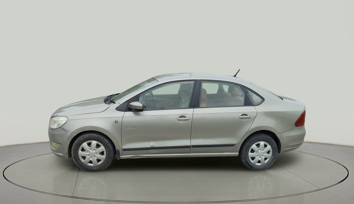 2012 Skoda Rapid AMBITION 1.6 TDI CR MT, Diesel, Manual, 1,52,420 km, exterior