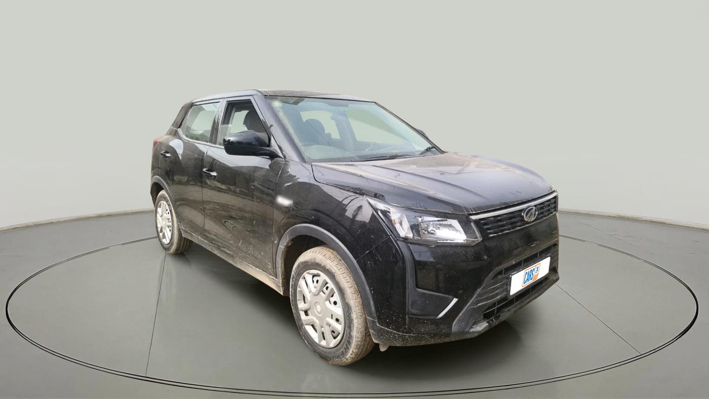 2022 Mahindra XUV300 W4 1.2 PETROL, Petrol, Manual, 43,619 km, exterior