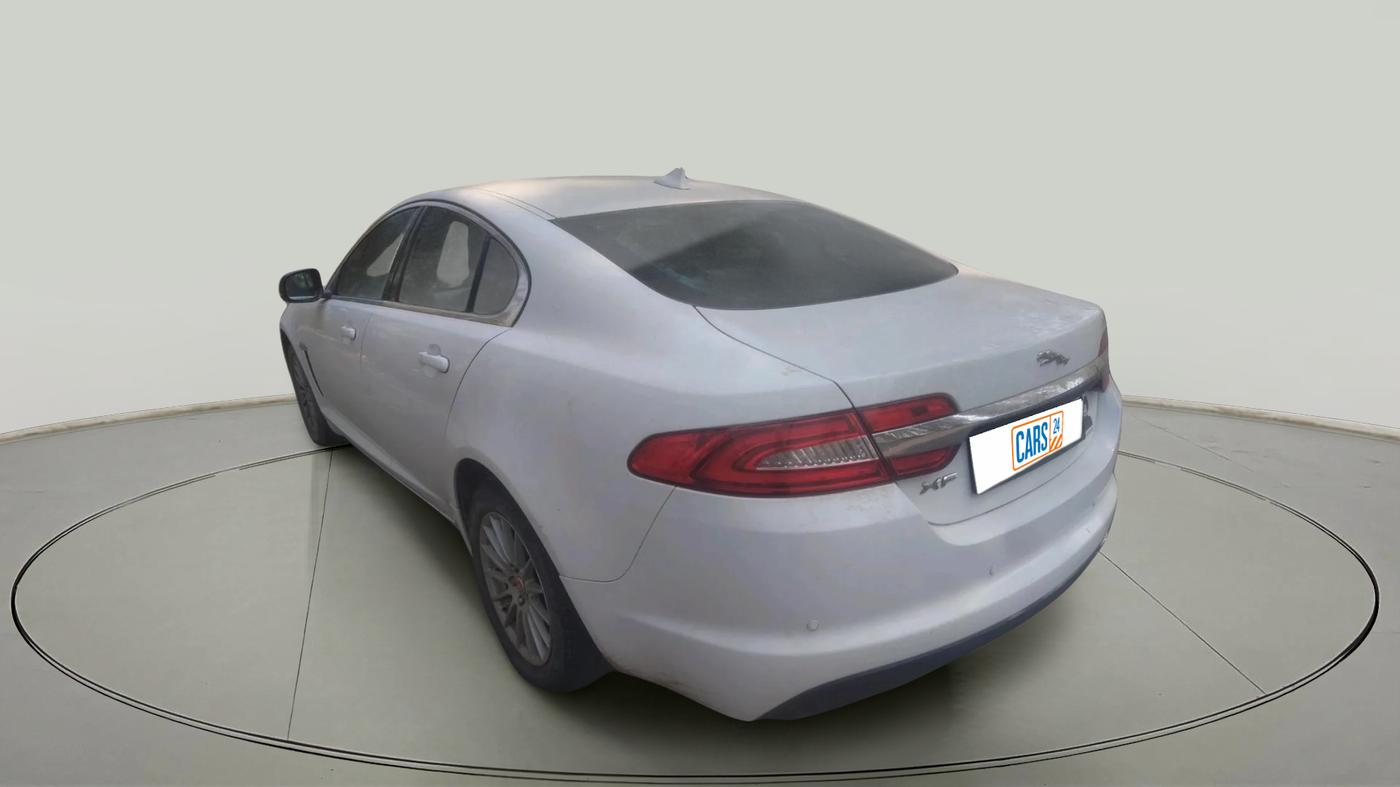 2014 Jaguar XF 2.2 DIESEL LUXURY, Diesel, Automatic, 1,38,016 km, exterior