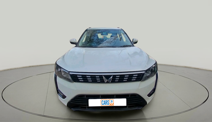 2023 Mahindra XUV300 W6 1.5 DIESEL AMT, Diesel, Automatic, 57,083 km, exterior