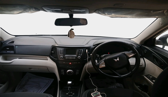 2023 Mahindra XUV300 W6 1.5 DIESEL AMT, Diesel, Automatic, 57,083 km, interior