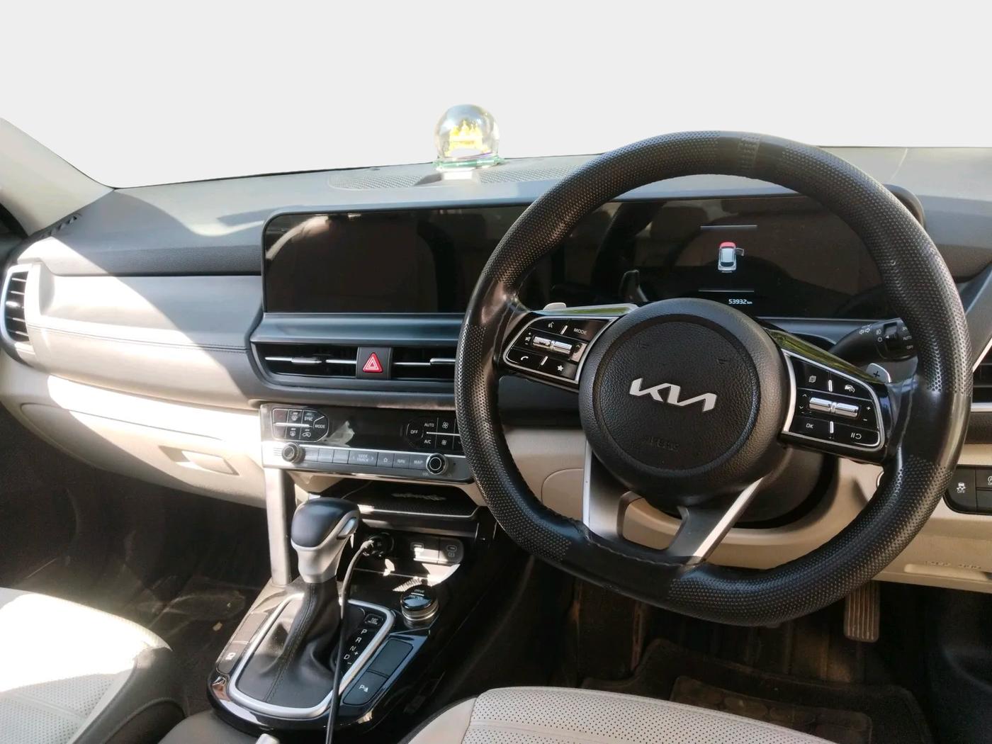 2023 KIA SELTOS  HTX 1.5 DIESEL AT, Diesel, Automatic, 57,000 km, interior