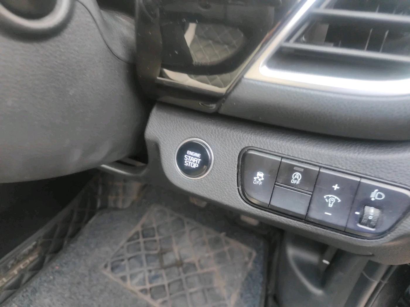 2023 KIA SELTOS HTK PLUS 1.5 DIESEL IMT, Diesel, Manual, 42,500 km, interior