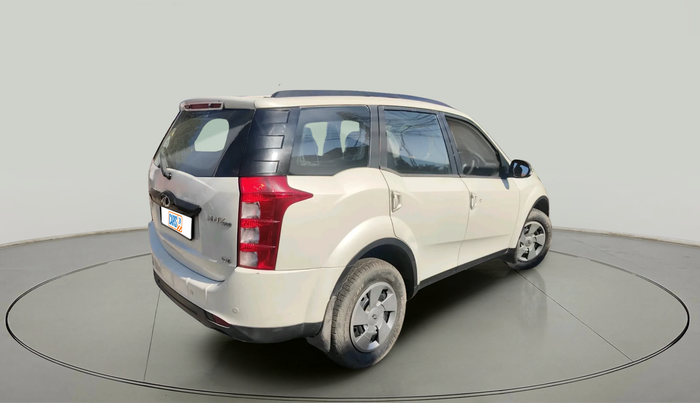 2016 Mahindra XUV500 W6, Diesel, Manual, 1,51,022 km, exterior