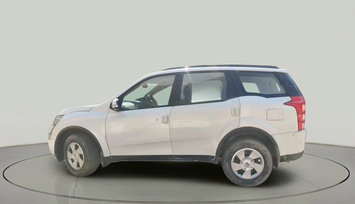 2016 Mahindra XUV500 W6, Diesel, Manual, 1,51,022 km, exterior