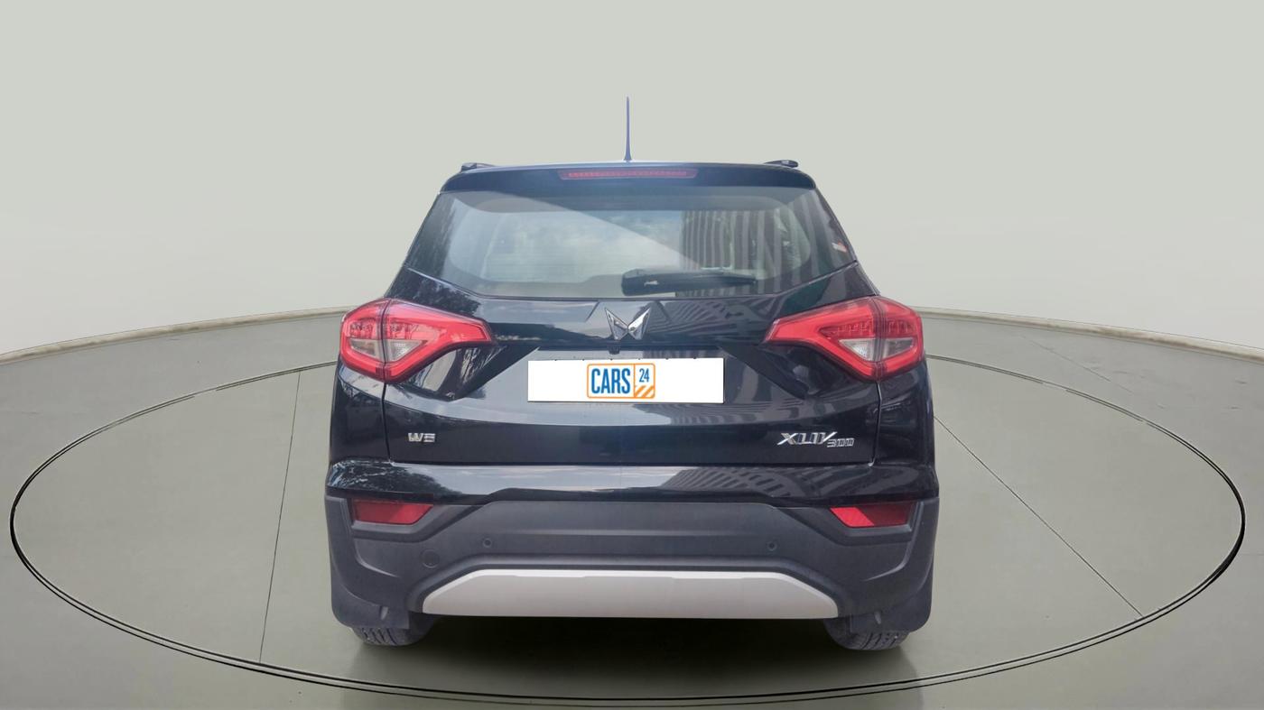 2023 Mahindra XUV300 W8(O) TURBO GDI, Petrol, Manual, 9,484 km, exterior