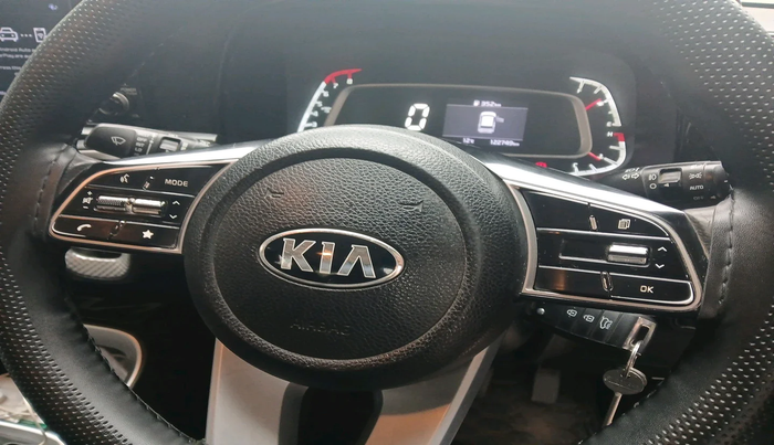 2021 KIA SONET HTK PLUS 1.2, Petrol, Manual, 1,22,749 km, interior