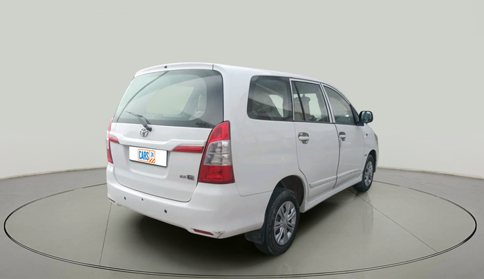 2016 Toyota Innova 2.5 GX 7 STR, Diesel, Manual, 91,791 km, exterior