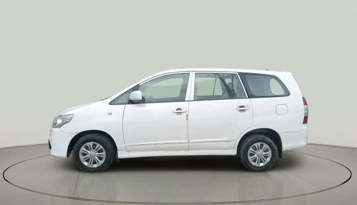 2016 Toyota Innova 2.5 GX 7 STR, Diesel, Manual, 91,791 km, exterior