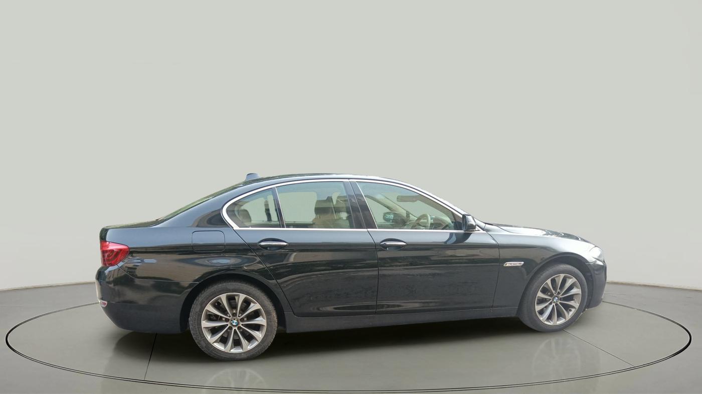 2013 BMW 5 Series 520D LUXURY LINE, Diesel, Automatic, 1,70,000 km, exterior