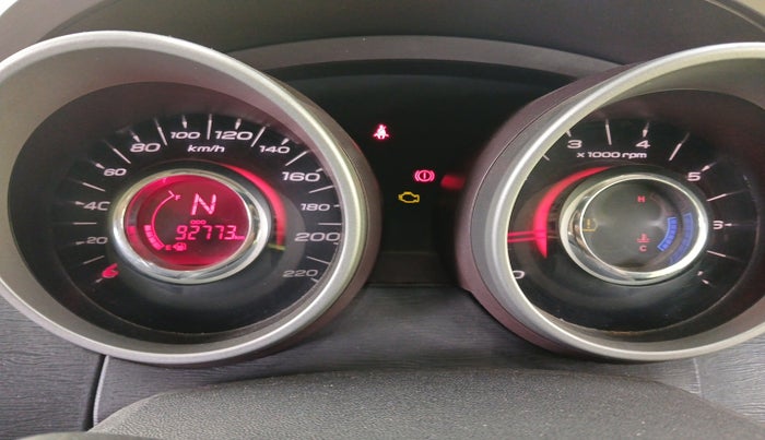 2014 Mahindra XUV500 W8, Diesel, Manual, 92,773 km, interior
