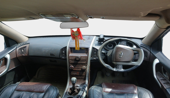 2014 Mahindra XUV500 W8, Diesel, Manual, 92,773 km, interior