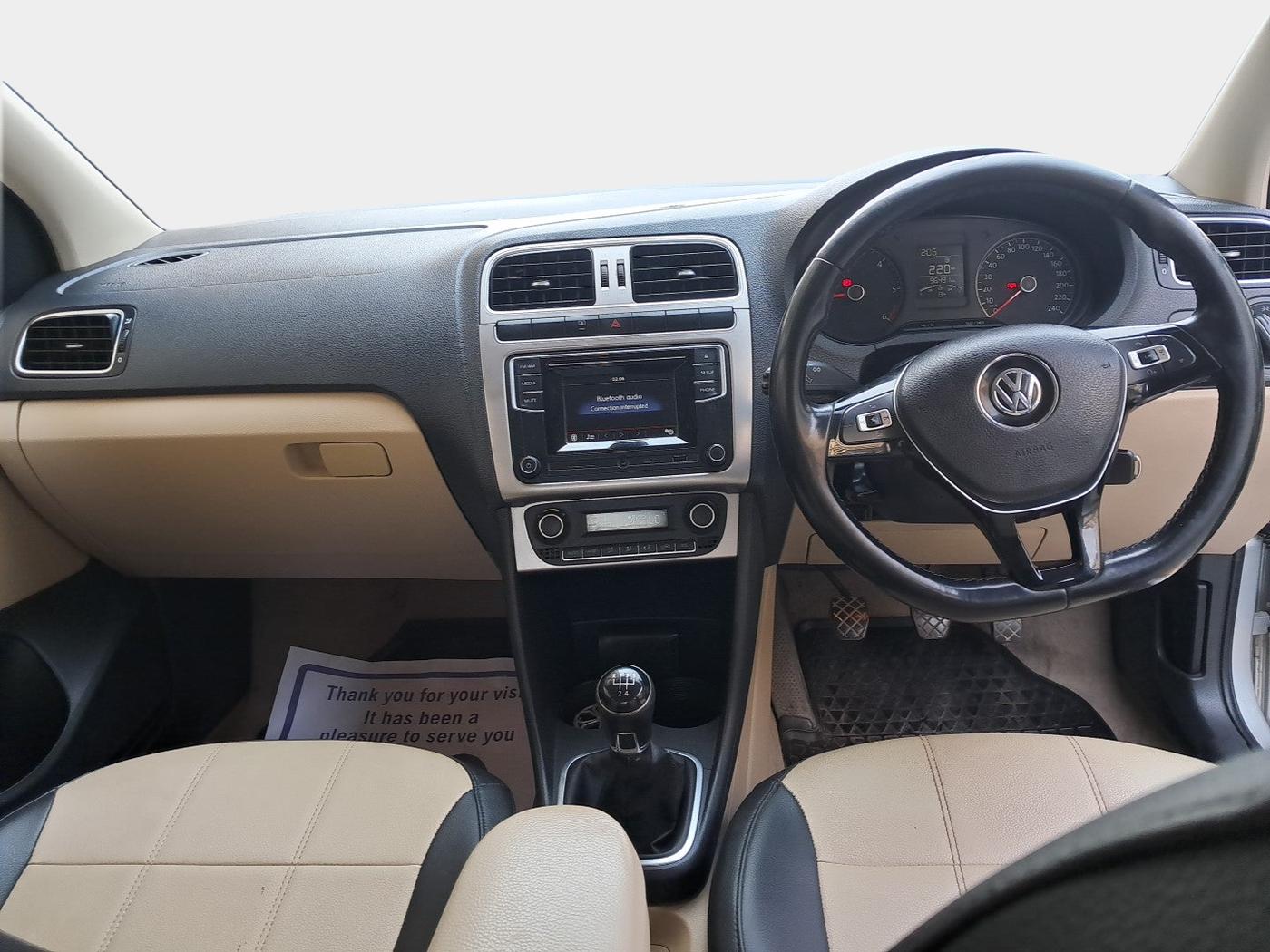 2017 Volkswagen Ameo HIGHLINE PLUS 1.5L 16 ALLOY, Diesel, Manual, 96,491 km, interior