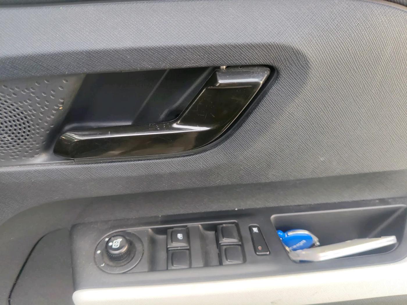 2023 Tata PUNCH ACCOMPLISHED MT, Petrol, Manual, 13,428 km, interior