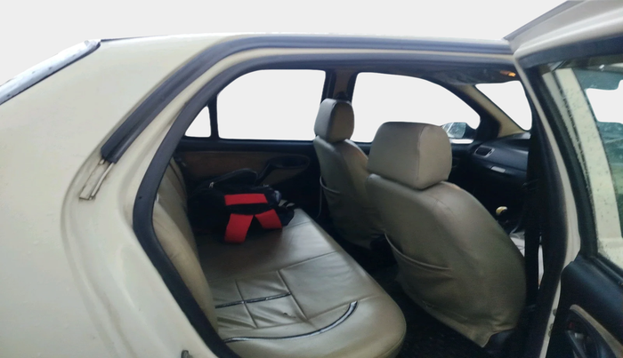 2015 Tata Indigo ECS LX TDI, Diesel, Manual, 1,26,239 km, interior