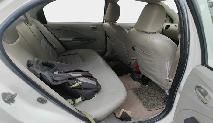 2014 Toyota Etios GD, Diesel, Manual, 1,18,611 km, interior