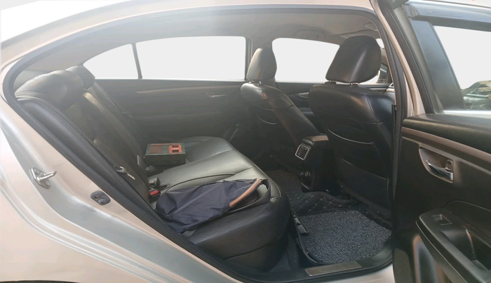 2015 Maruti Ciaz ZXI+ RS, Petrol, Manual, 1,04,530 km, interior