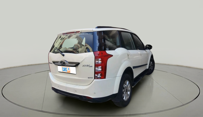 2017 Mahindra XUV500 W10, Diesel, Manual, 1,66,578 km, exterior