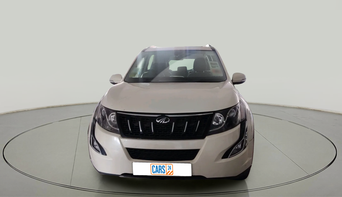 2017 Mahindra XUV500 W10, Diesel, Manual, 1,66,578 km, exterior
